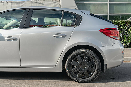 Chevrolet Cruze 1.8 AT (141 л.с.) LT
