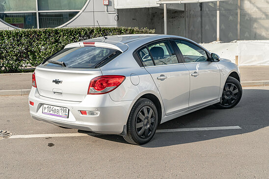 Chevrolet Cruze 1.8 AT (141 л.с.) LT