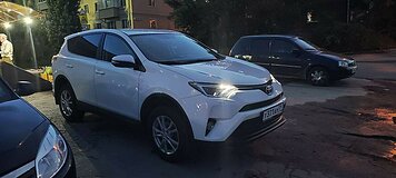 Toyota RAV4 2.0 4WD MT (146 л.с.) Classic