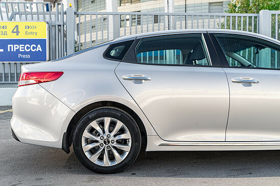 Kia Optima 2.4 AT (188 л.с.) Luxe