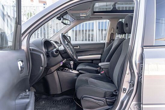Nissan X-Trail 2.0 4WD CVT (141 л.с.) SE