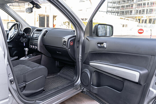 Nissan X-Trail 2.0 4WD CVT (141 л.с.) SE