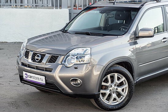 Nissan X-Trail 2.0 4WD CVT (141 л.с.) SE