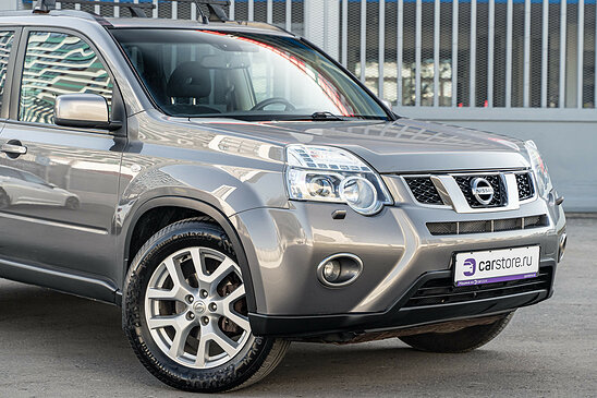 Nissan X-Trail 2.0 4WD CVT (141 л.с.) SE