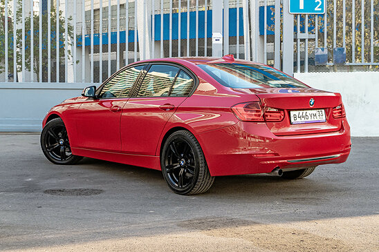 BMW 3 серия 320i 2.0 xDrive AT (184 л.с.) Sport