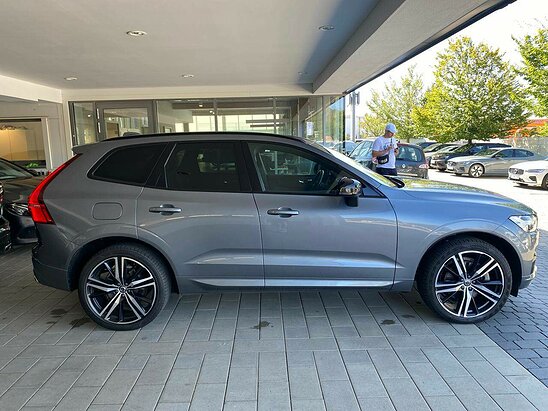 Volvo XC60 2.0 B5 AWD AT (235 л.с.) R-Design