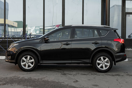 Toyota RAV4 2.0 4WD MT (146 л.с.) Comfort