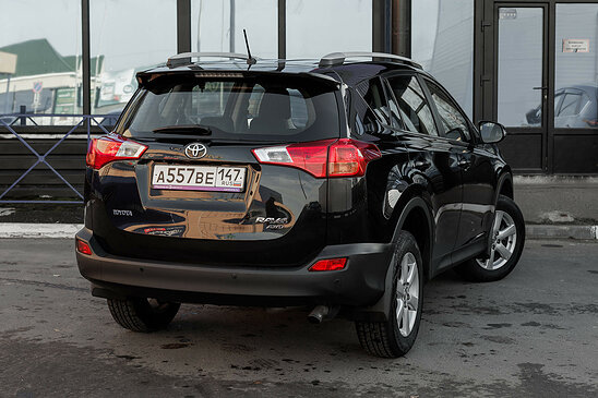 Toyota RAV4 2.0 4WD MT (146 л.с.) Comfort