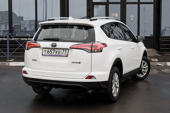 Toyota RAV4 2.0 MT (146 л.с.) Standard