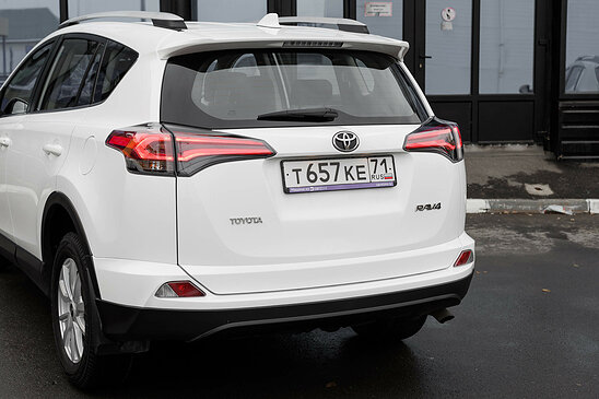 Toyota RAV4 2.0 MT (146 л.с.) Standard