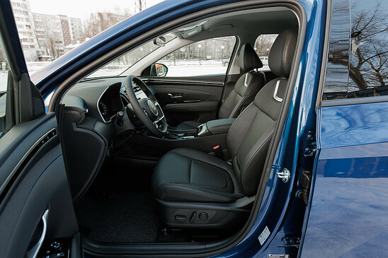 Hyundai Tucson 2.0 4WD AT (150 л.с.) High-Tech