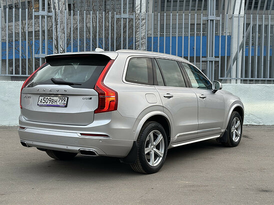 Volvo XC90 2.0 D5 4WD AT (235 л.с.) 7 мест Inscription