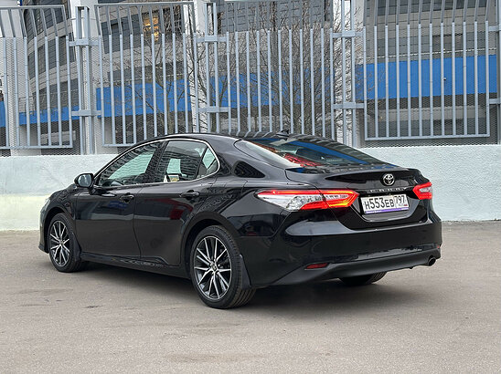 Toyota Camry 2.5 AT (200 л.с.) Люкс Safety