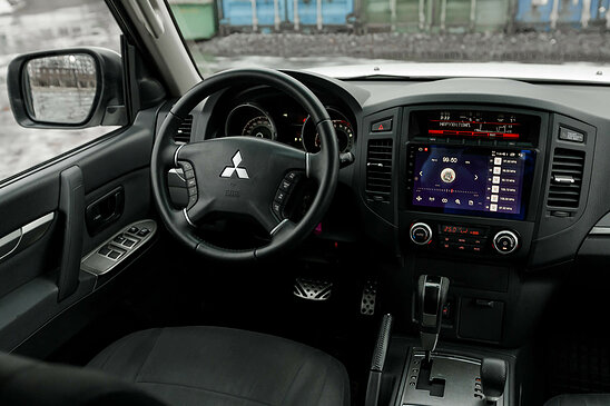 Mitsubishi Pajero 3.0 4WD AT (178 л.с.) Intense