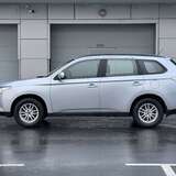 Mitsubishi Outlander 2.0 4WD CVT (146 л.с.) Intense