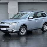 Mitsubishi Outlander 2.0 4WD CVT (146 л.с.) Intense