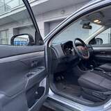 Mitsubishi Outlander 2.0 4WD CVT (146 л.с.) Intense