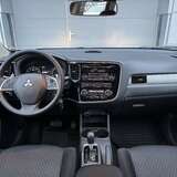 Mitsubishi Outlander 2.0 4WD CVT (146 л.с.) Intense