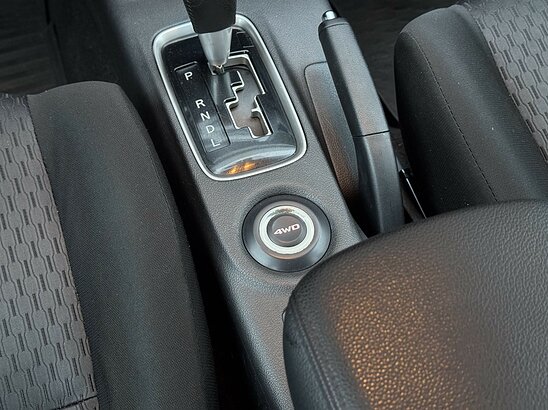 Mitsubishi Outlander 2.0 4WD CVT (146 л.с.) Intense