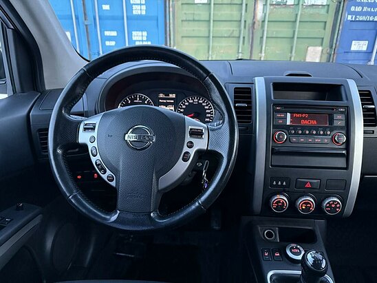 Nissan X-Trail 2.0 dCi 4WD MT (150 л.с.) SE