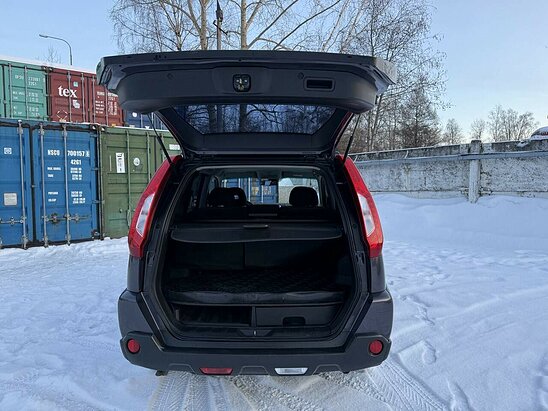 Nissan X-Trail 2.0 dCi 4WD MT (150 л.с.) SE