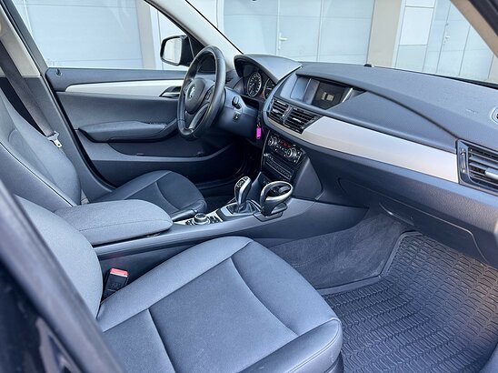 BMW X1 20d 2.0 xDrive AT (184 л.с.) Sport Line