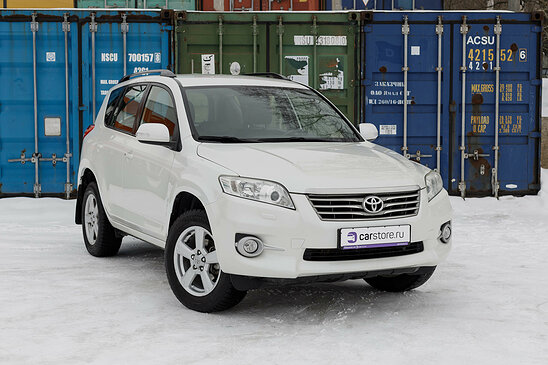 Toyota RAV4 2.0 4WD CVT (158 л.с.) Prestige