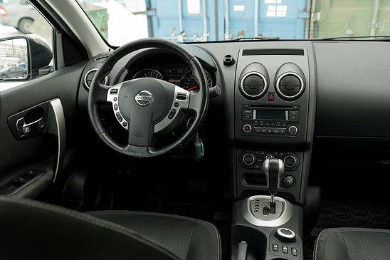 Nissan Qashqai 2.0 4WD CVT (141 л.с.) SE+