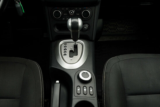 Nissan Qashqai 2.0 4WD CVT (141 л.с.) SE+