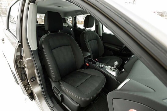 Nissan Qashqai 2.0 4WD CVT (141 л.с.) SE+