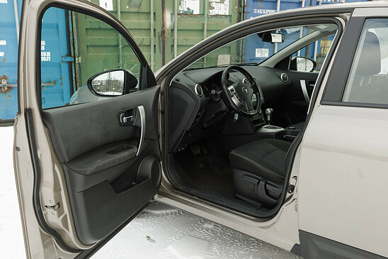 Nissan Qashqai 2.0 4WD CVT (141 л.с.) SE+