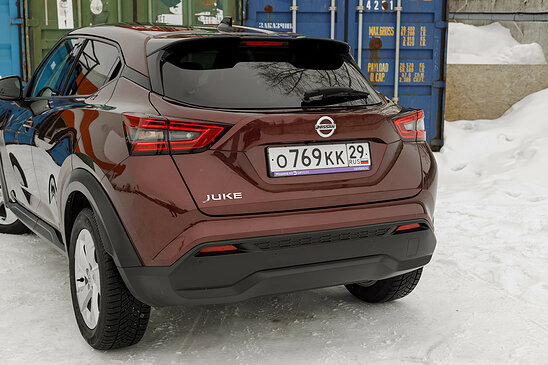 Nissan Juke 1.0 MT (117 л.с.) Tekna
