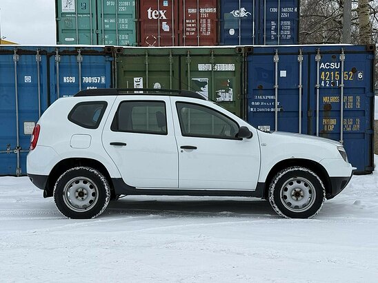 Renault Duster 1.6 4WD MT (102 л.с.) Authentique