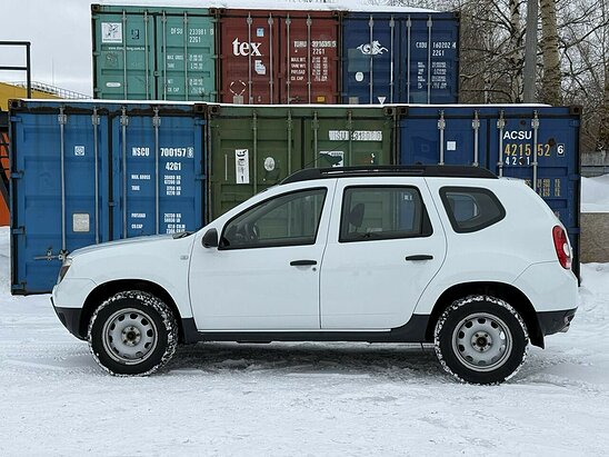 Renault Duster 1.6 4WD MT (102 л.с.) Authentique