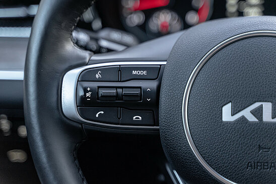 Kia K5 2.0 MPI AT (150 л.с.) Luxe