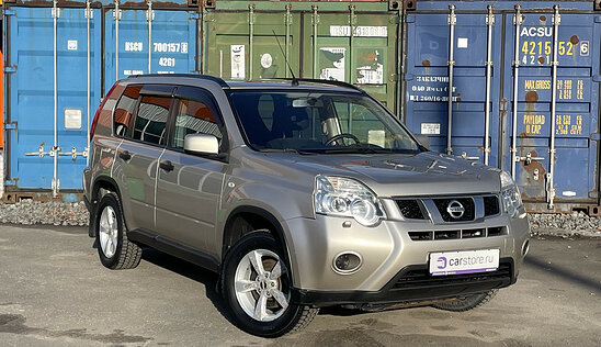 Nissan X-Trail 2.0 4WD MT (141 л.с.) XE