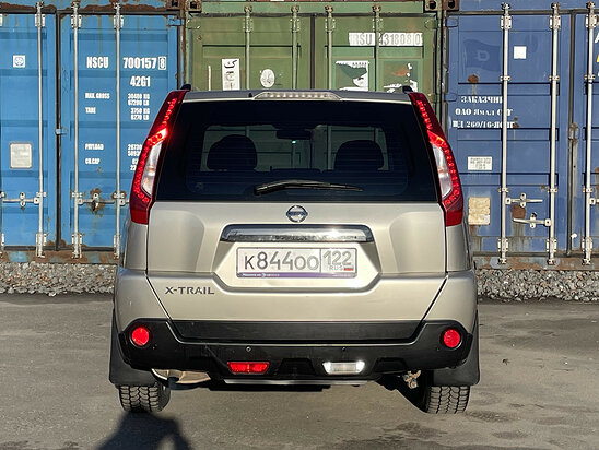 Nissan X-Trail 2.0 4WD MT (141 л.с.) XE