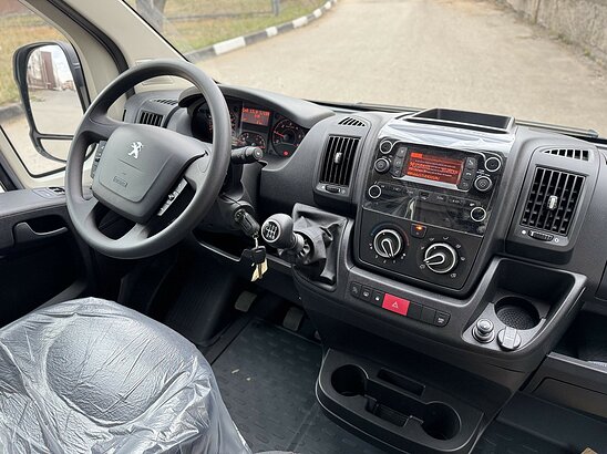 Peugeot Boxer 2.2 HDi MT (130 л.с.)
