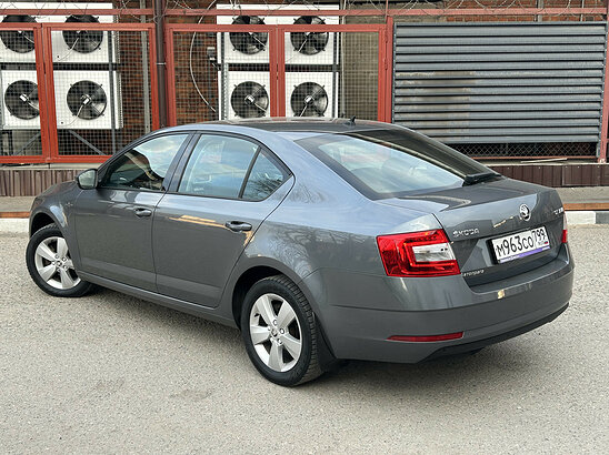 Skoda Octavia 1.4 TSI DSG (150 л.с.) Ambition Plus Hockey Edition