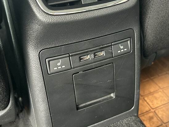 Skoda Octavia 1.4 TSI DSG (150 л.с.) Ambition Plus Hockey Edition