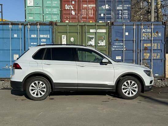Volkswagen Tiguan 1.4 TSI DSG (150 л.с.) Connect