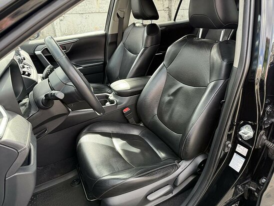 Toyota RAV4 2.5 4WD AT (199 л.с.) Комфорт