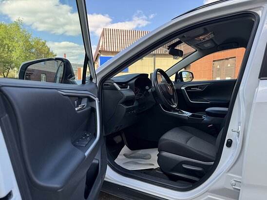 Toyota RAV4 2.5 4WD AT (199 л.с.) Комфорт