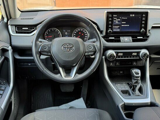 Toyota RAV4 2.5 4WD AT (199 л.с.) Комфорт