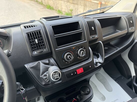 Peugeot Boxer 2.2 HDi MT (130 л.с.)