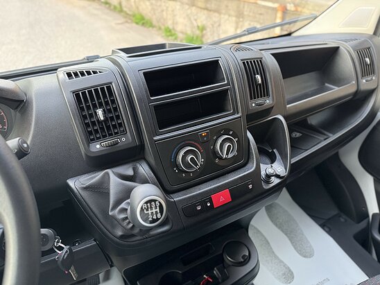 Peugeot Boxer 2.2 HDi MT (130 л.с.)