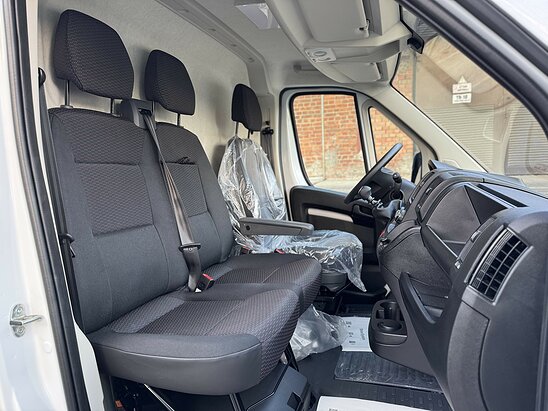Peugeot Boxer 2.2 HDi MT (130 л.с.)