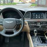 Hyundai Genesis 3.0 V6 4WD AT (249 л.с.) Premium