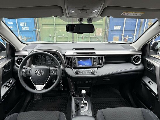 Toyota RAV4 2.0 4WD CVT (146 л.с.) Comfort