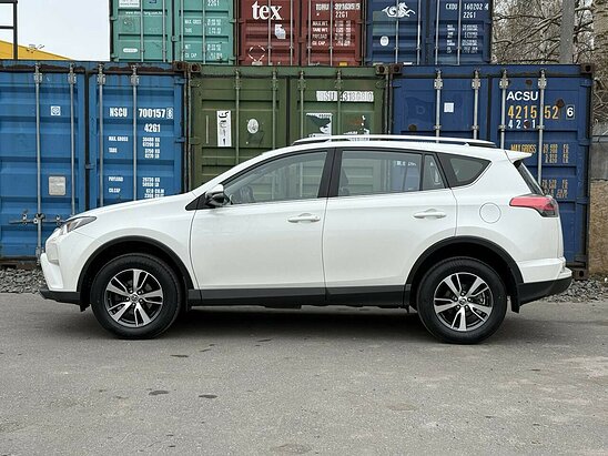 Toyota RAV4 2.0 4WD CVT (146 л.с.) Comfort